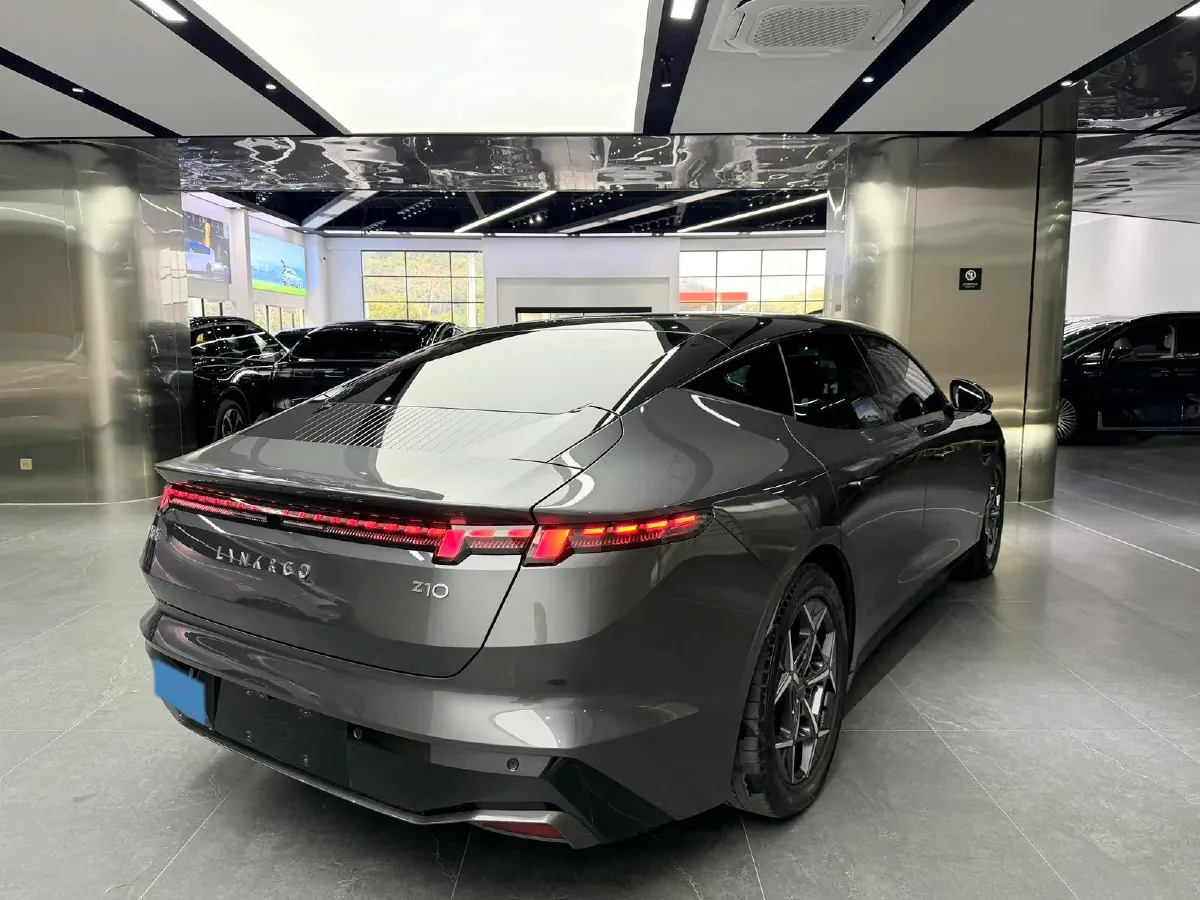 2025 LYNK&CO Z10 BEV 95KWH,autocango,china used car exporter,china ev exporter,chinese used car exporter,chinese used ev exporter