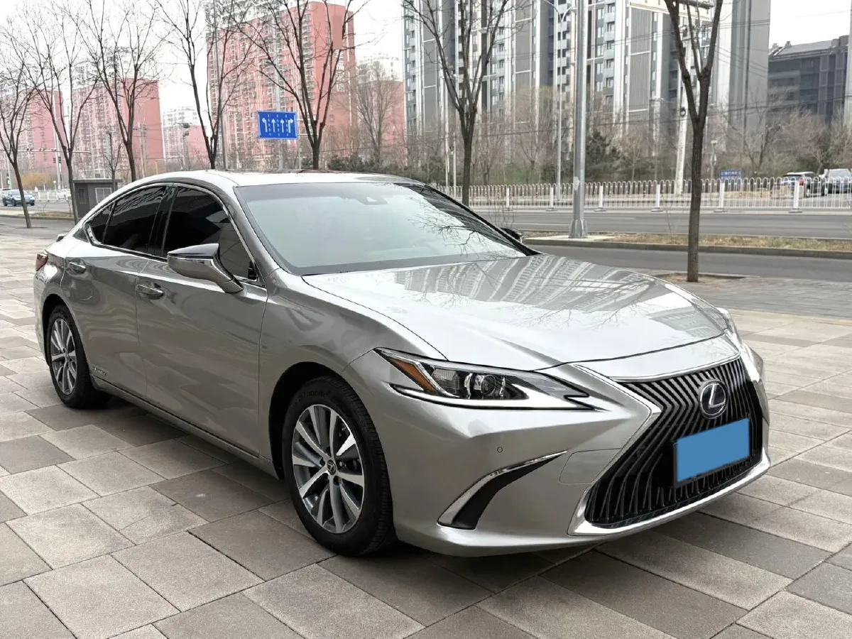 2020 Lexus ES 2.5L 178HP L4 E-CVT Hybrid,autocango,china used car exporter,china ev exporter,chinese used car exporter,chinese used ev exporter
