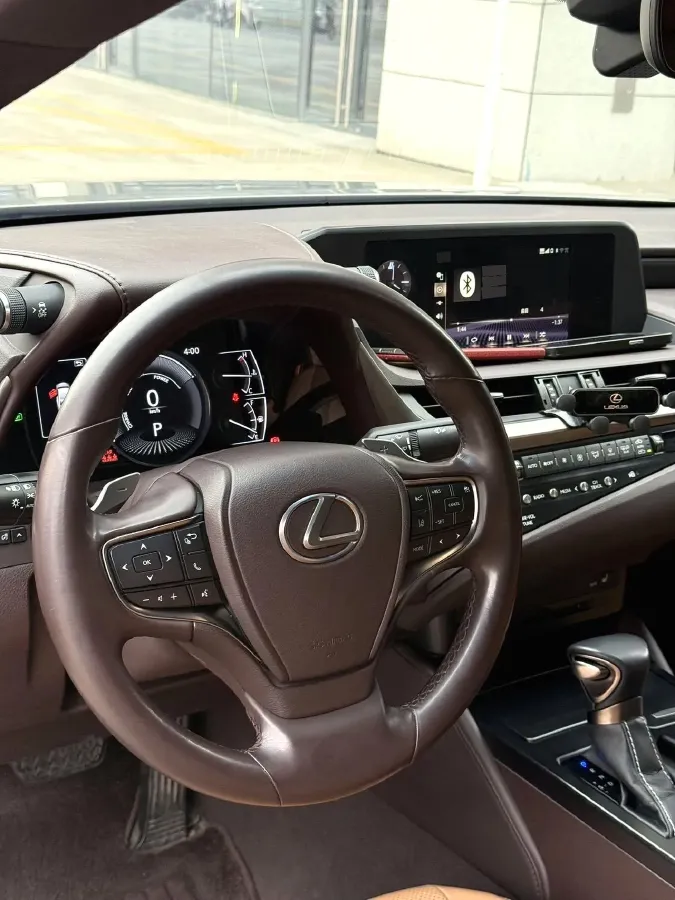 2020 Lexus ES 2.5L 178HP L4 E-CVT Hybrid,autocango,china used car exporter,china ev exporter,chinese used car exporter,chinese used ev exporter