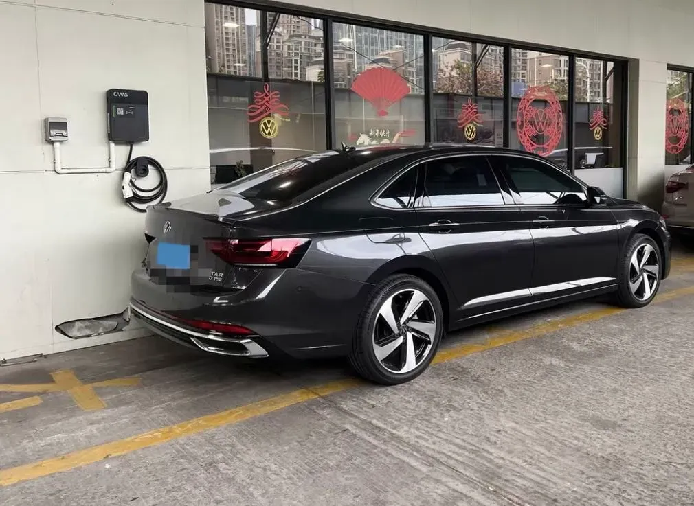 2025 Volkswagen Sagitar 1.5T 160HP L4 7DCT,autocango,china used car exporter,china ev exporter,chinese used car exporter,chinese used ev exporter