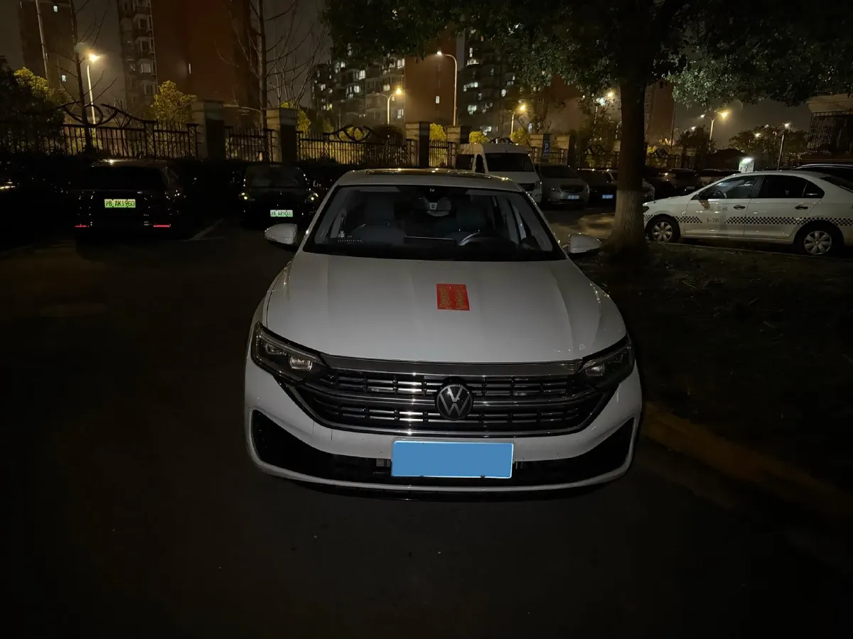 2023 Volkswagen Sagitar 1.5T 160HP L4 7DCT,autocango,china used car exporter,china ev exporter,chinese used car exporter,chinese used ev exporter