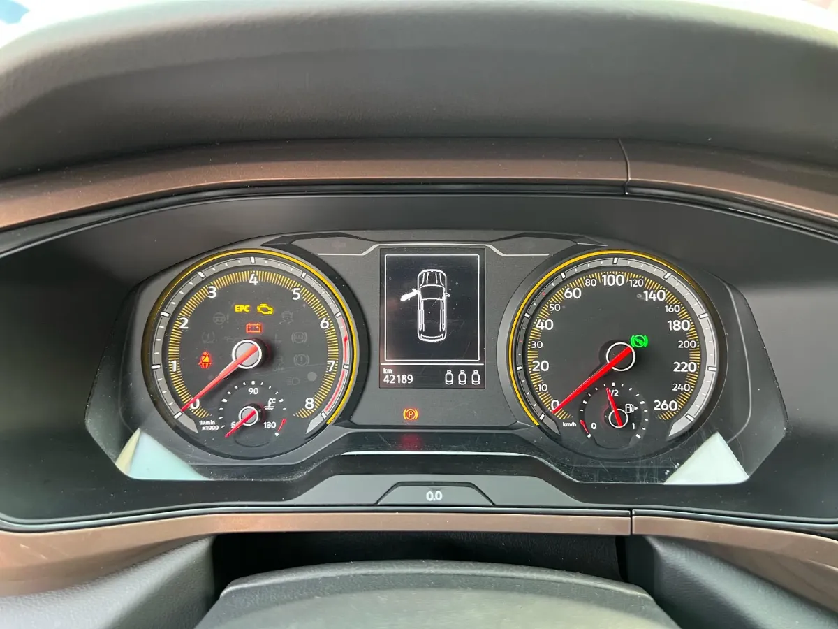 2021 Volkswagen Tharu 1.4T 150HP L4 7DCT,autocango,china used car exporter,china ev exporter,chinese used car exporter,chinese used ev exporter