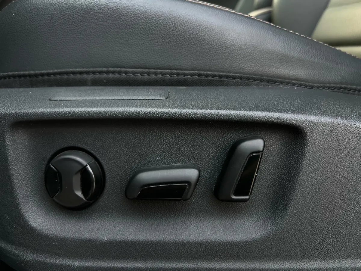 2021 Volkswagen Tharu 1.4T 150HP L4 7DCT,autocango,china used car exporter,china ev exporter,chinese used car exporter,chinese used ev exporter