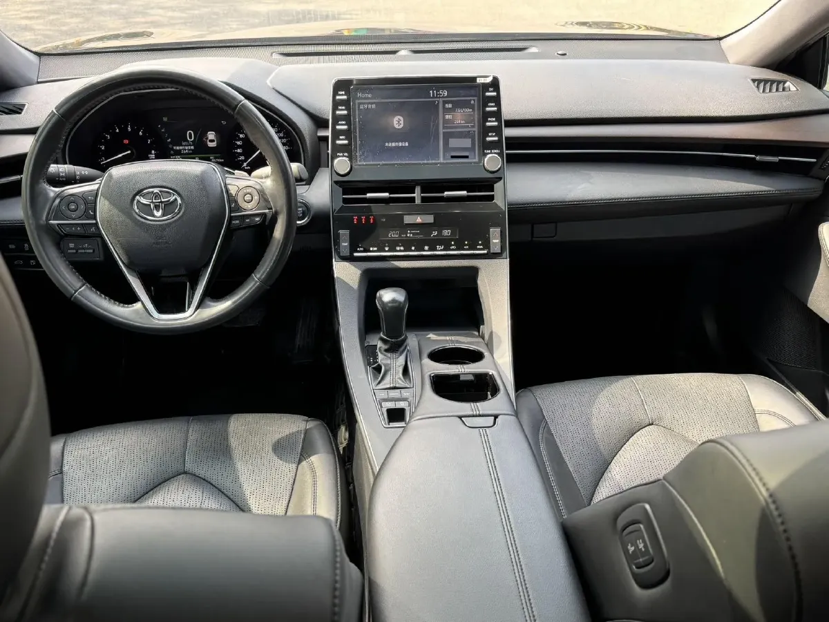 2022 Toyota Avalon 2.5L 209HP L4 8AT,autocango,china used car exporter,china ev exporter,chinese used car exporter,chinese used ev exporter