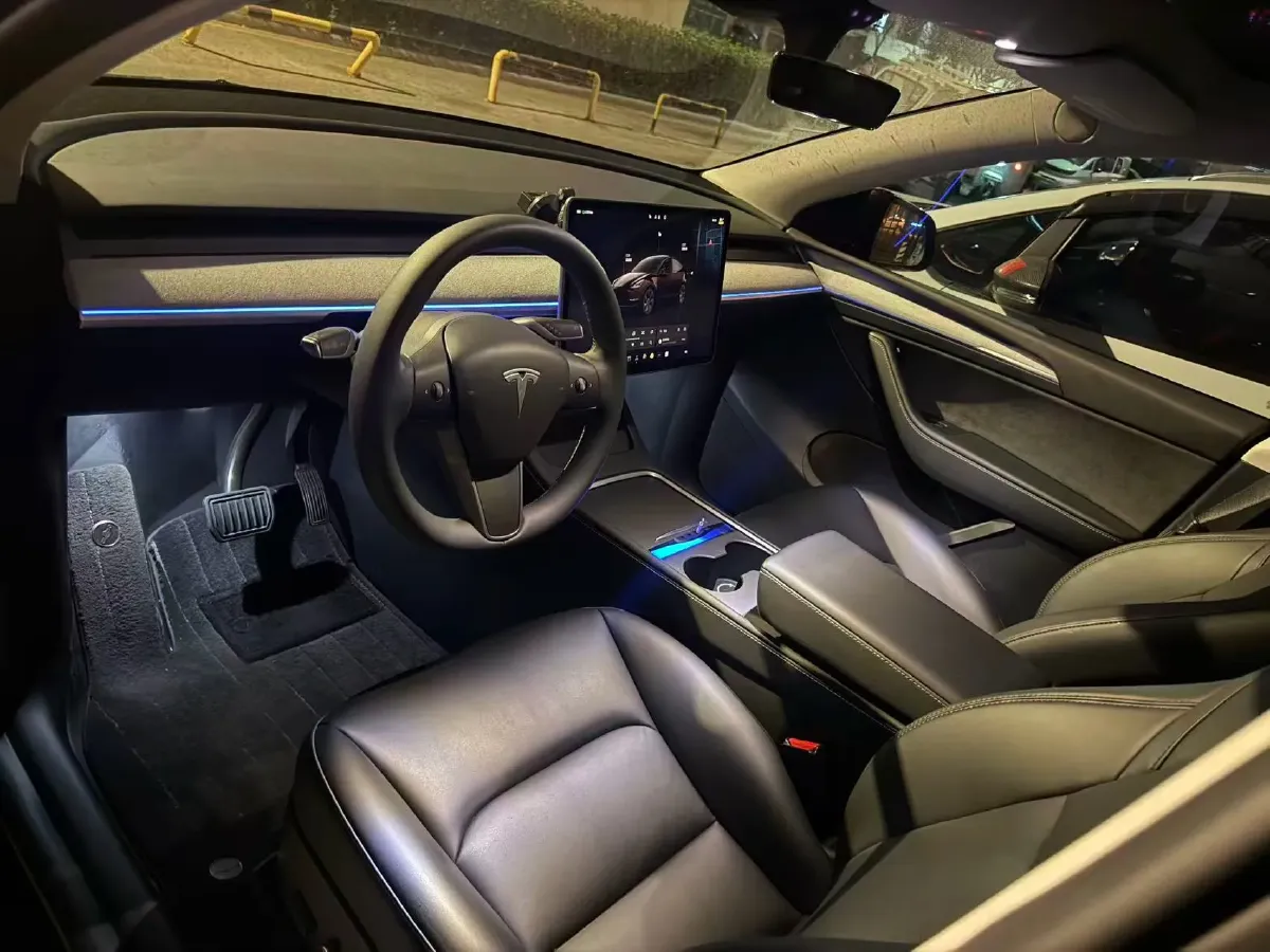 2024 Iveco OuSheng BEV 77.28KWH,autocango,china used car exporter,china ev exporter,chinese used car exporter,chinese used ev exporter