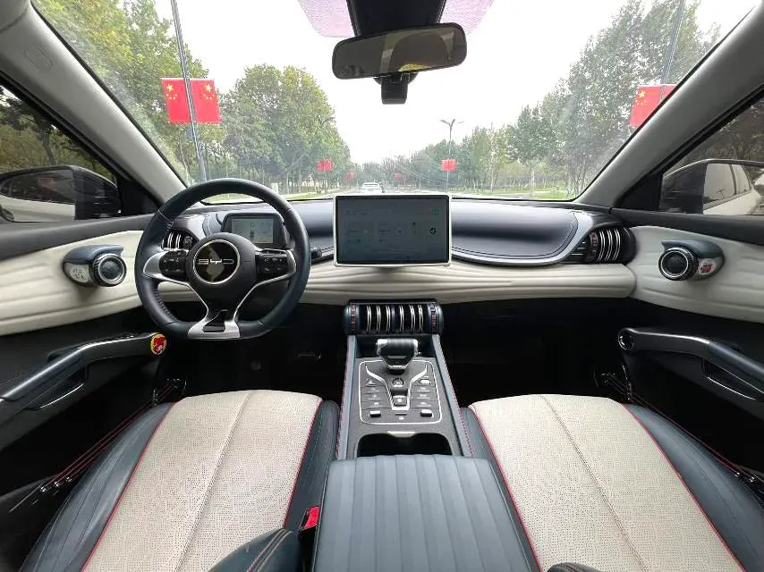 2022 Hycan Z03 BEV 64.23KWH,autocango,china used car exporter,china ev exporter,chinese used car exporter,chinese used ev exporter