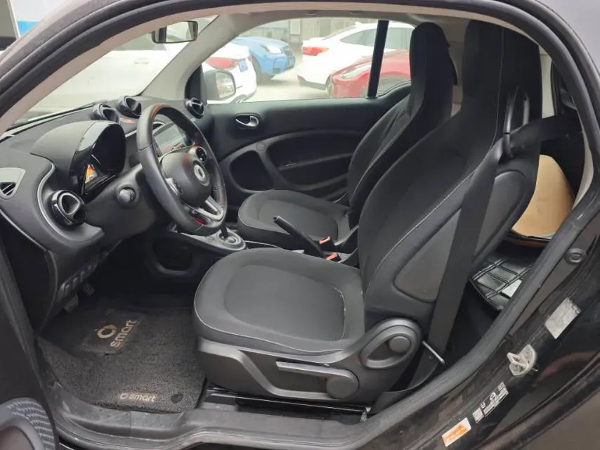 2018 Smart smart forfour 0.9T 90HP L3 6DCT,autocango,china used car exporter,china ev exporter,chinese used car exporter,chinese used ev exporter