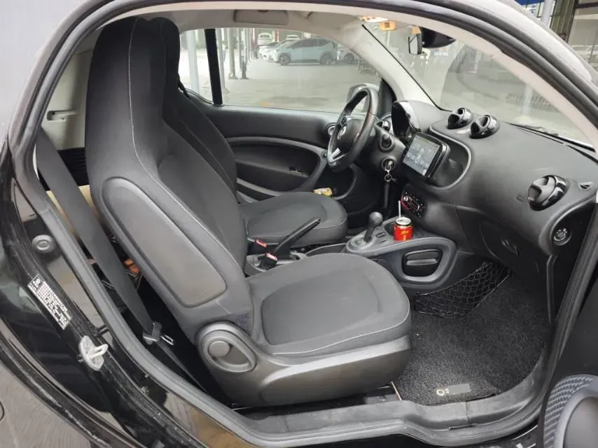 2018 Smart smart forfour 0.9T 90HP L3 6DCT,autocango,china used car exporter,china ev exporter,chinese used car exporter,chinese used ev exporter