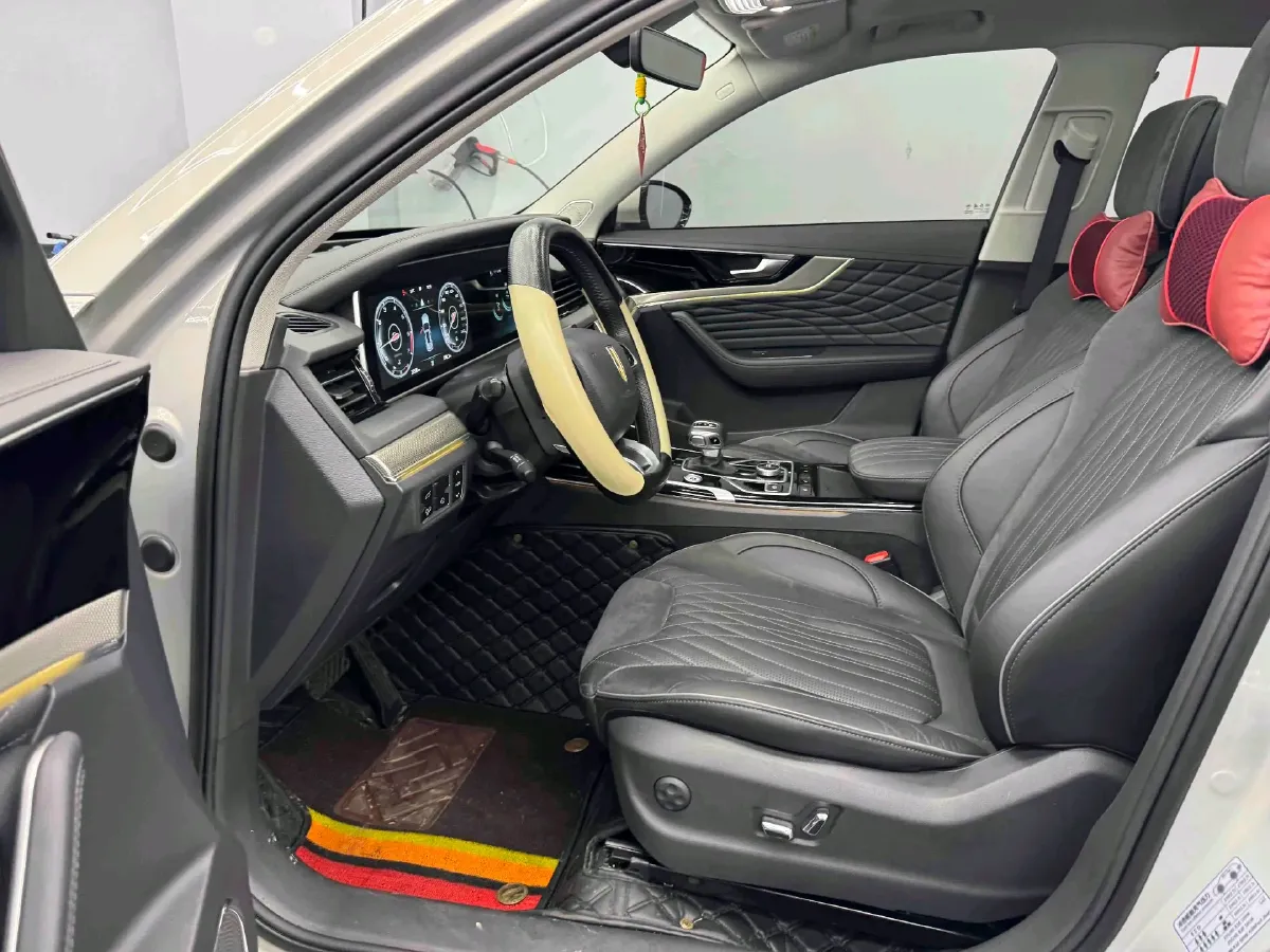 2022 HongQi HS5 2.0T 224HP L4 6AT,autocango,china used car exporter,china ev exporter,chinese used car exporter,chinese used ev exporter