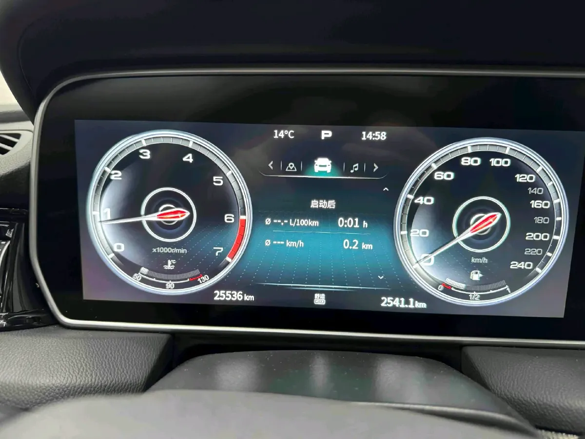 2022 HongQi HS5 2.0T 224HP L4 6AT,autocango,china used car exporter,china ev exporter,chinese used car exporter,chinese used ev exporter