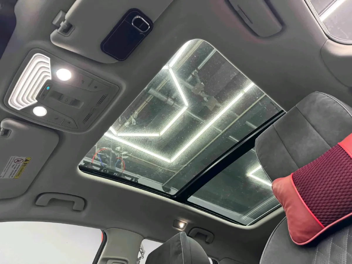 2022 HongQi HS5 2.0T 224HP L4 6AT,autocango,china used car exporter,china ev exporter,chinese used car exporter,chinese used ev exporter