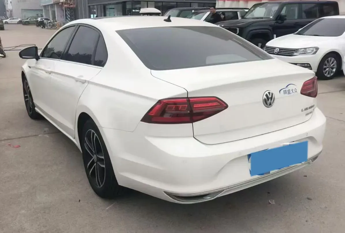 2019 Volkswagen Passat 1.4T 150HP L4 7DCT,autocango,china used car exporter,china ev exporter,chinese used car exporter,chinese used ev exporter