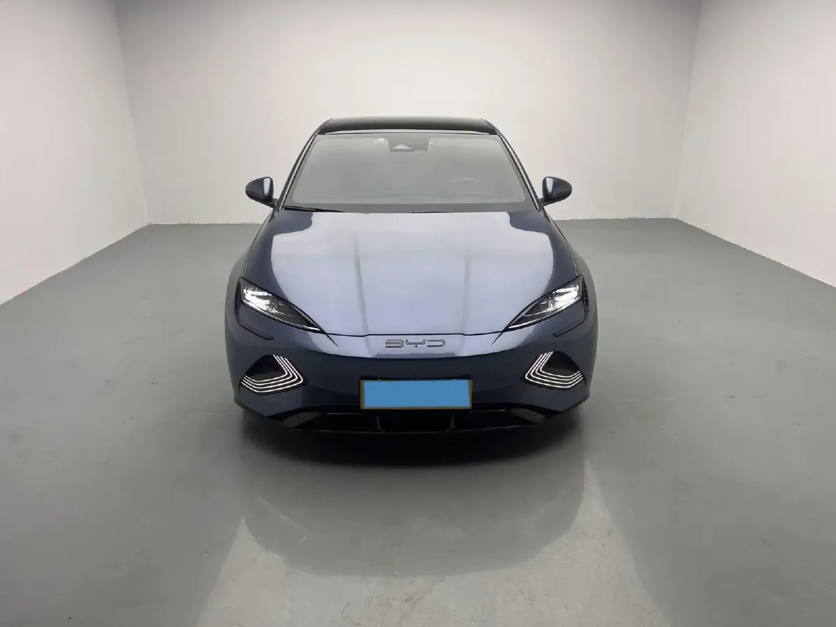 2022 MAXUS DaJia 5 BEV 70KWH,autocango,china used car exporter,china ev exporter,chinese used car exporter,chinese used ev exporter