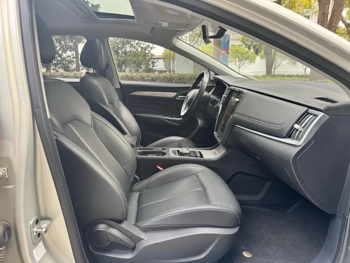 2017 Roewe i6 1.0T 125HP L3 2AT PHEV,autocango,china used car exporter,china ev exporter,chinese used car exporter,chinese used ev exporter