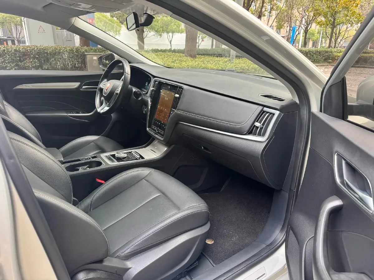 2017 Roewe i6 1.0T 125HP L3 2AT PHEV,autocango,china used car exporter,china ev exporter,chinese used car exporter,chinese used ev exporter