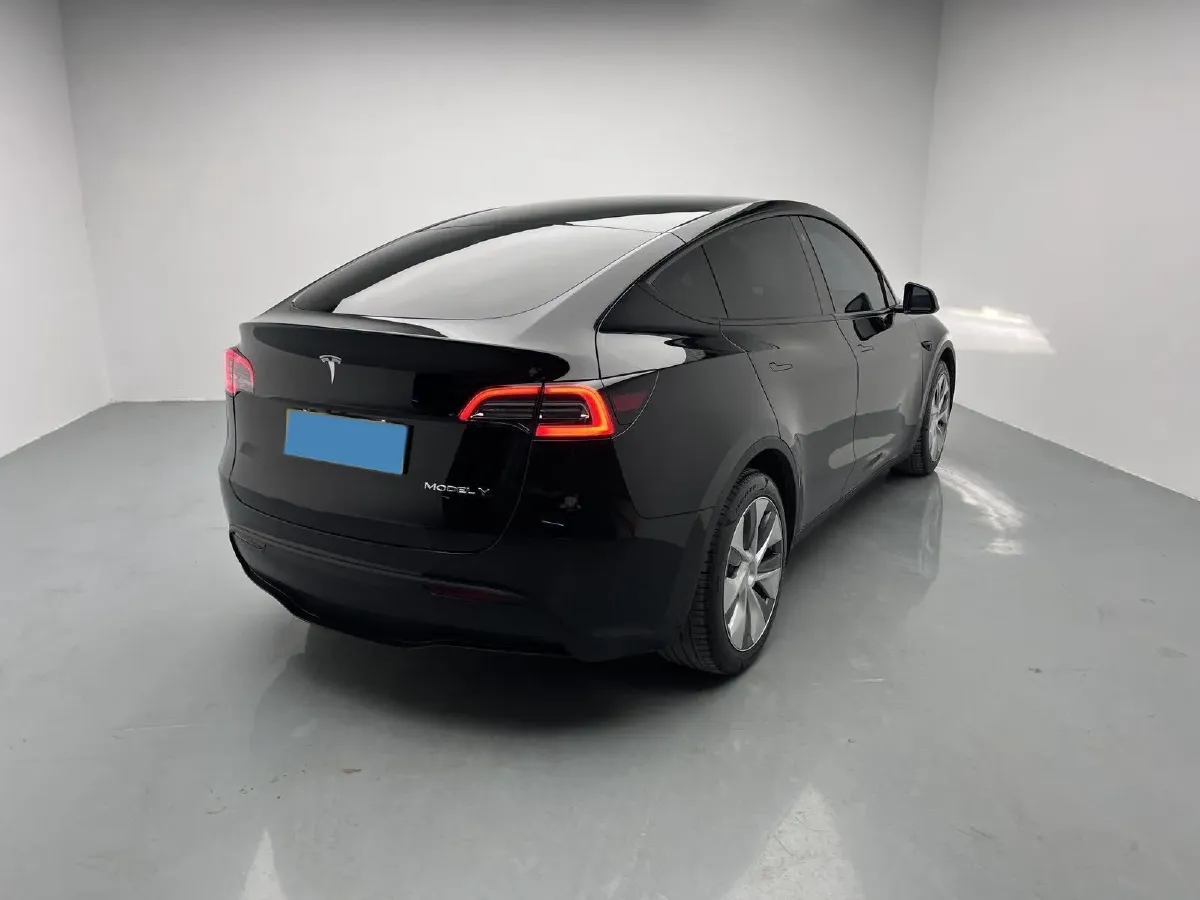 2022 Tesla Model Y BEV 60KWH,autocango,china used car exporter,china ev exporter,chinese used car exporter,chinese used ev exporter