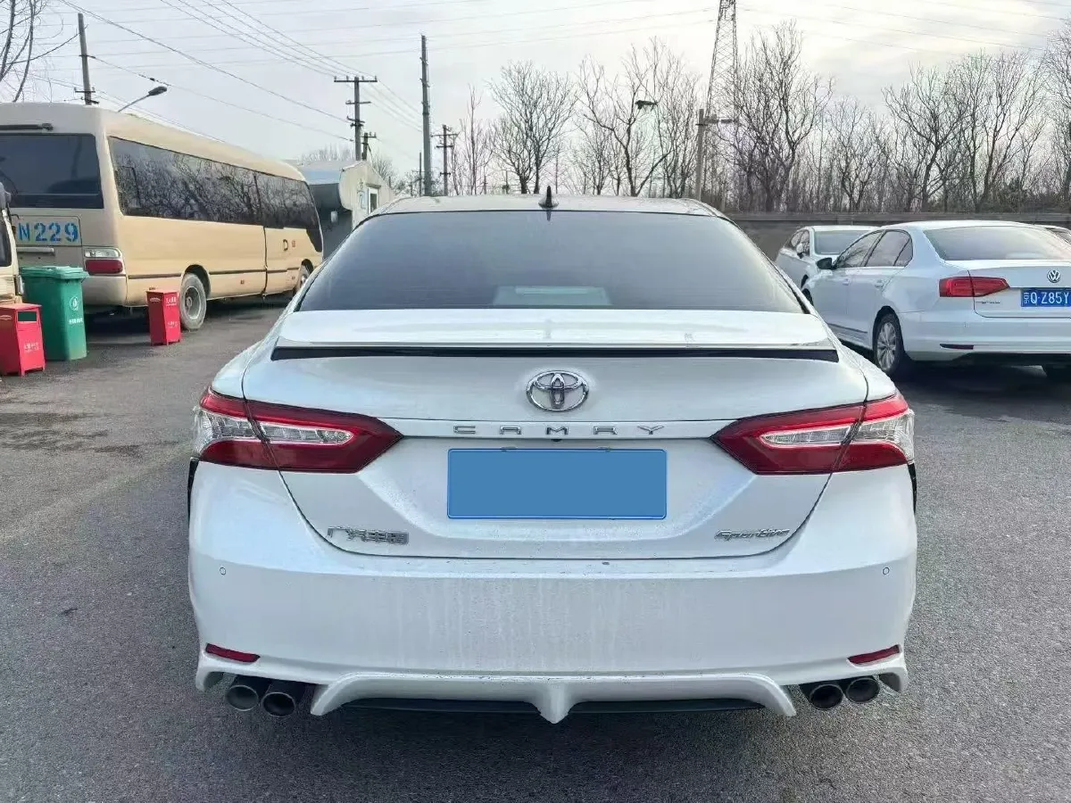 2021 Toyota Camry 2.5L 209HP L4 8AT,autocango,china used car exporter,china ev exporter,chinese used car exporter,chinese used ev exporter