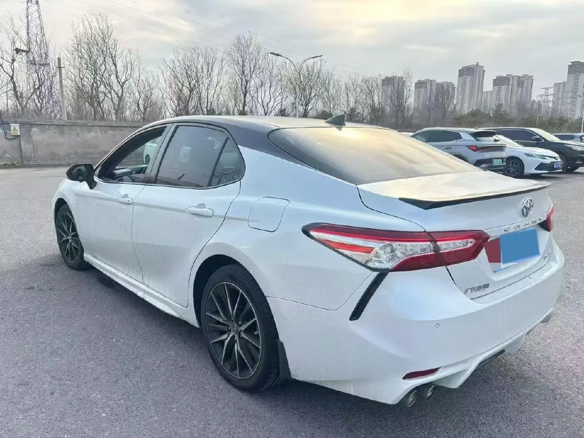 2021 Toyota Camry 2.5L 209HP L4 8AT,autocango,china used car exporter,china ev exporter,chinese used car exporter,chinese used ev exporter