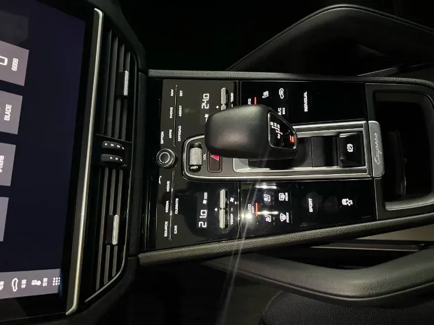 2019 Porsche Cayenne 3.0T 340HP V6 8AT,autocango,china used car exporter,china ev exporter,chinese used car exporter,chinese used ev exporter