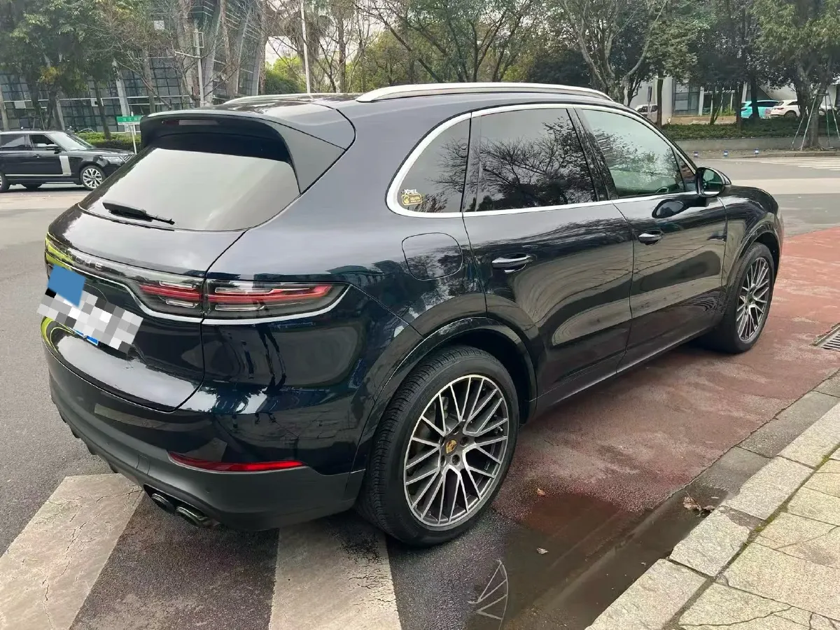 2022 Porsche Cayenne 3.0T 340HP V6 8AT,autocango,china used car exporter,china ev exporter,chinese used car exporter,chinese used ev exporter