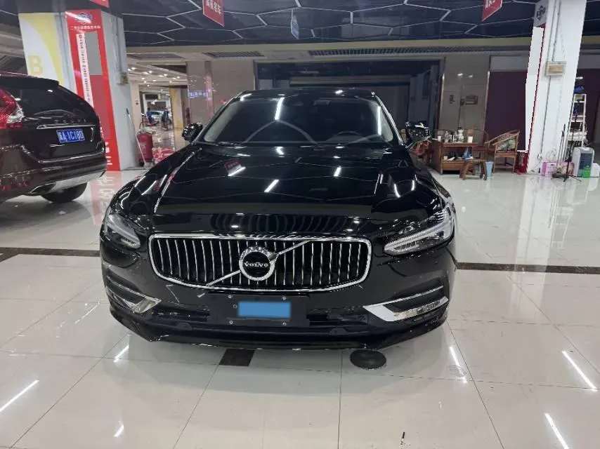 2020 Volvo S90 2.0T 254HP L4 8AT,autocango,china used car exporter,china ev exporter,chinese used car exporter,chinese used ev exporter