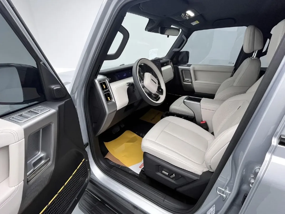 2025 Yufeng Auto Golden Warehouse BEV,autocango,china used car exporter,china ev exporter,chinese used car exporter,chinese used ev exporter