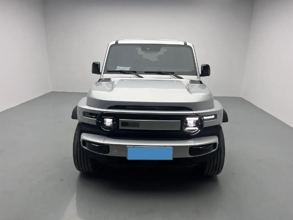 2025 Yufeng Auto Golden Warehouse BEV,autocango,china used car exporter,china ev exporter,chinese used car exporter,chinese used ev exporter