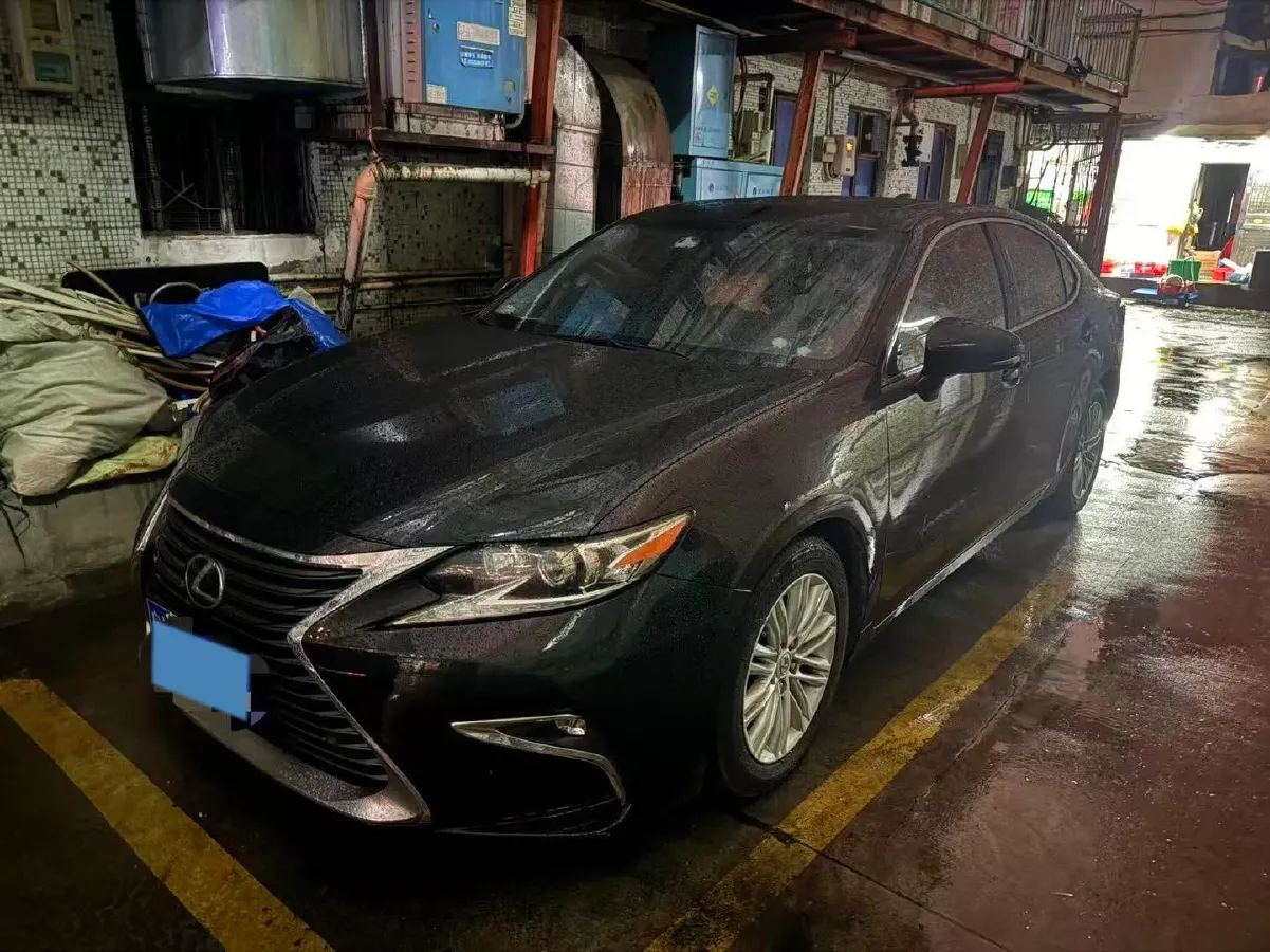 2015 Lexus ES 2.0L 167HP L4 6AT,autocango,china used car exporter,china ev exporter,chinese used car exporter,chinese used ev exporter