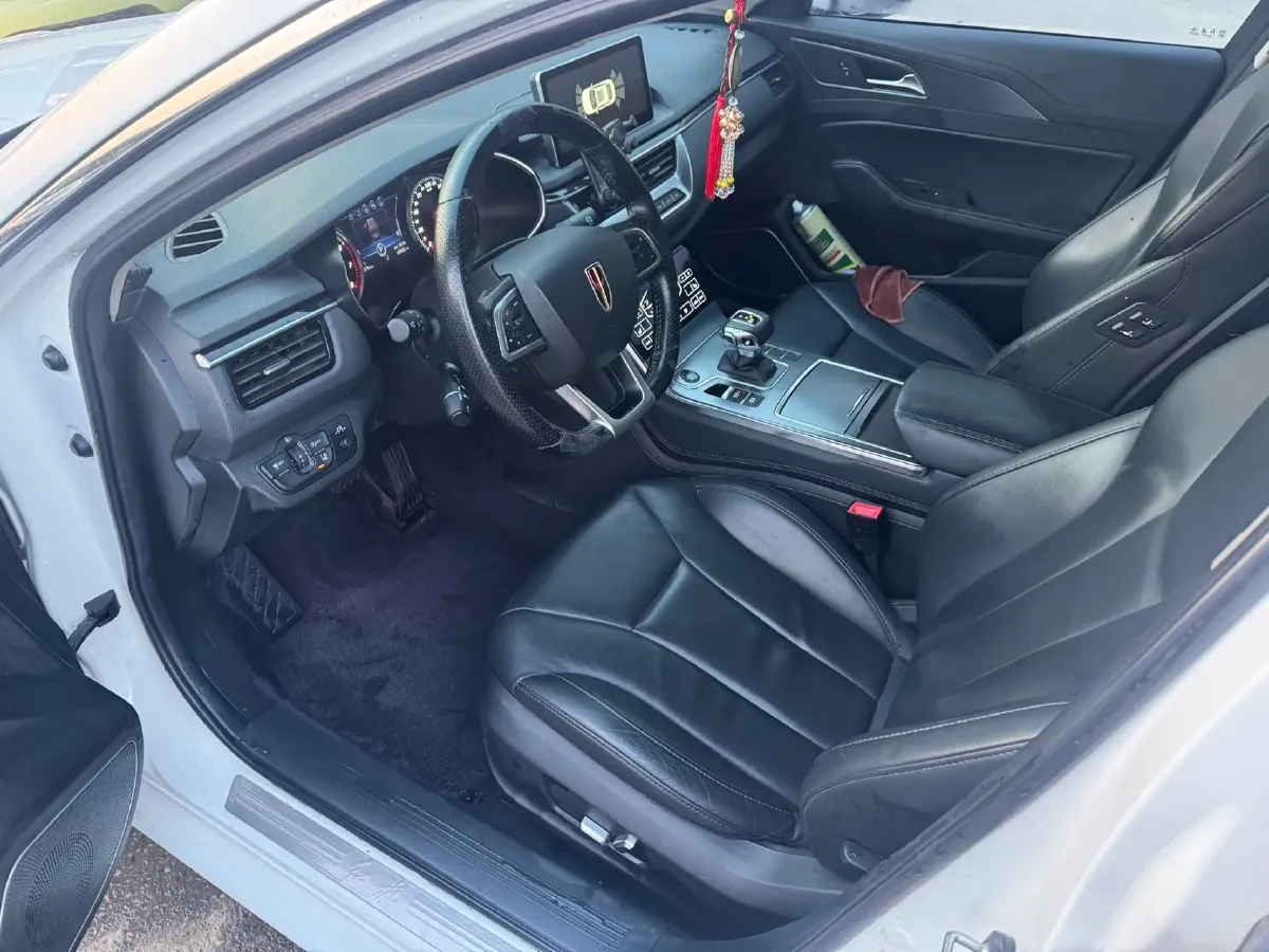 2020 HongQi H5 1.8T 197HP L4 6AT,autocango,china used car exporter,china ev exporter,chinese used car exporter,chinese used ev exporter