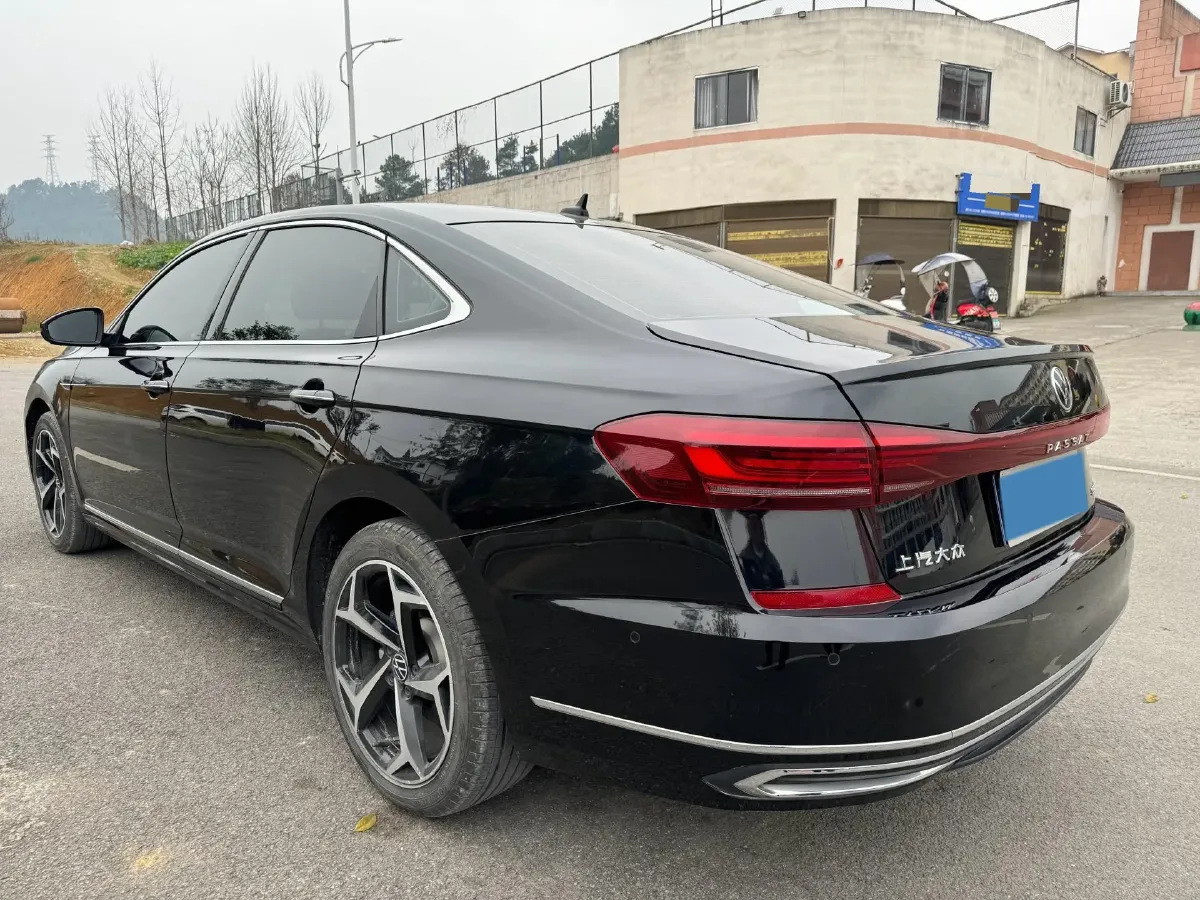 2023 Volkswagen Passat 2.0T 186HP L4 7DCT,autocango,china used car exporter,china ev exporter,chinese used car exporter,chinese used ev exporter