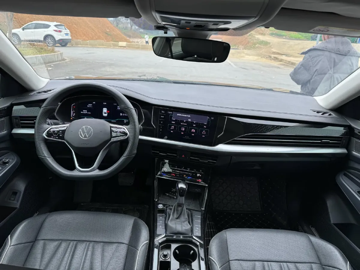 2023 Volkswagen Passat 2.0T 186HP L4 7DCT,autocango,china used car exporter,china ev exporter,chinese used car exporter,chinese used ev exporter