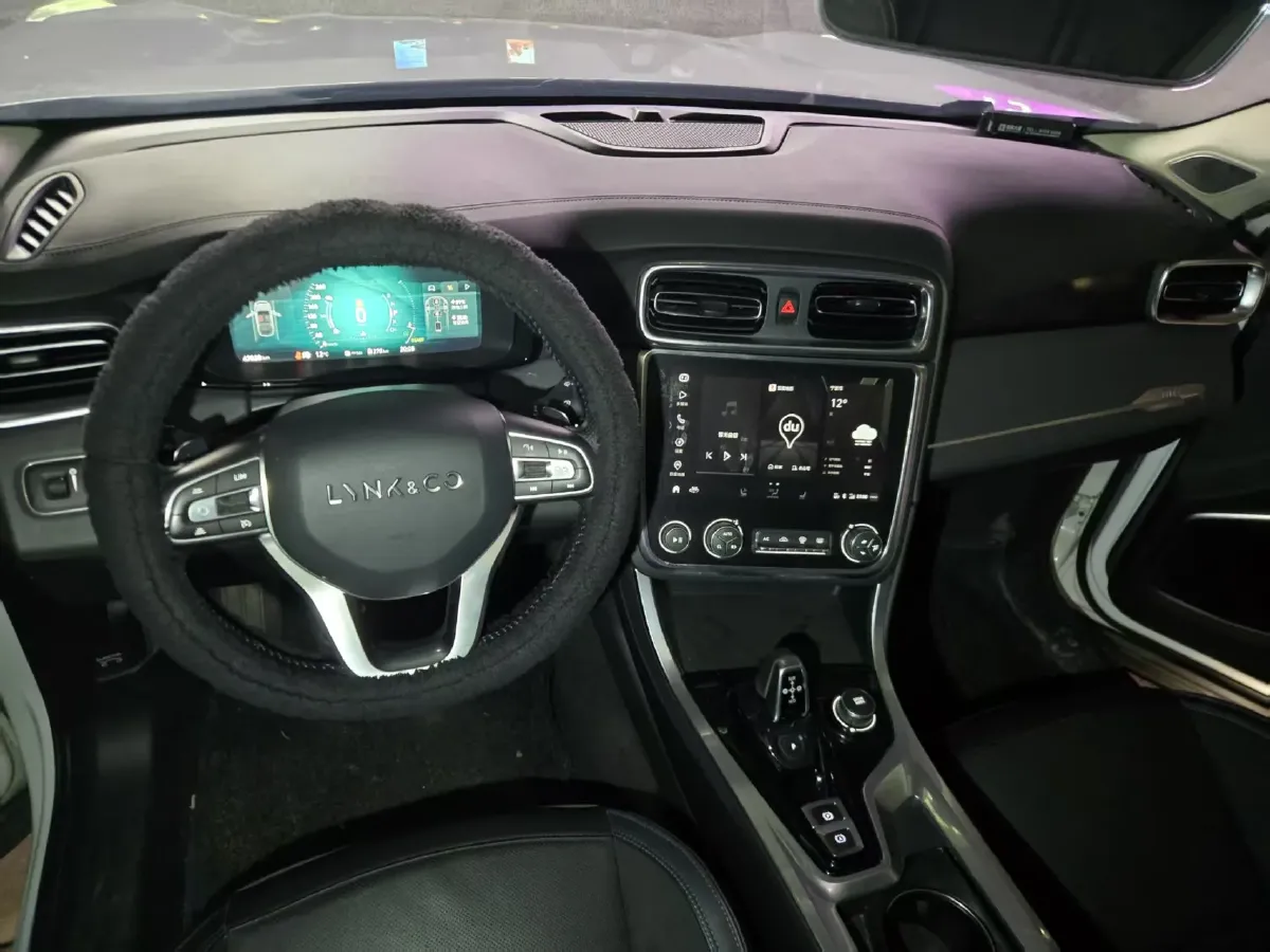 2018 Isuzu Mu-X 3.0T 177HP L4 6AT,autocango,china used car exporter,china ev exporter,chinese used car exporter,chinese used ev exporter