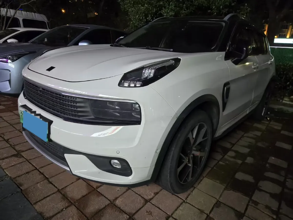 2018 Isuzu Mu-X 3.0T 177HP L4 6AT,autocango,china used car exporter,china ev exporter,chinese used car exporter,chinese used ev exporter