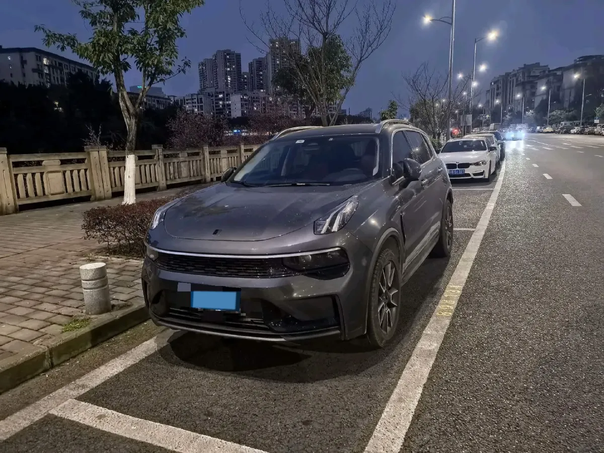 2023 MAXUS Interstellar 2.0T 261HP L4 8AT,autocango,china used car exporter,china ev exporter,chinese used car exporter,chinese used ev exporter