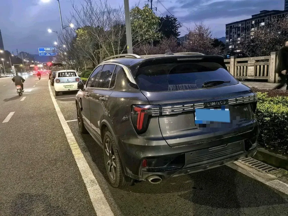 2023 MAXUS Interstellar 2.0T 261HP L4 8AT,autocango,china used car exporter,china ev exporter,chinese used car exporter,chinese used ev exporter