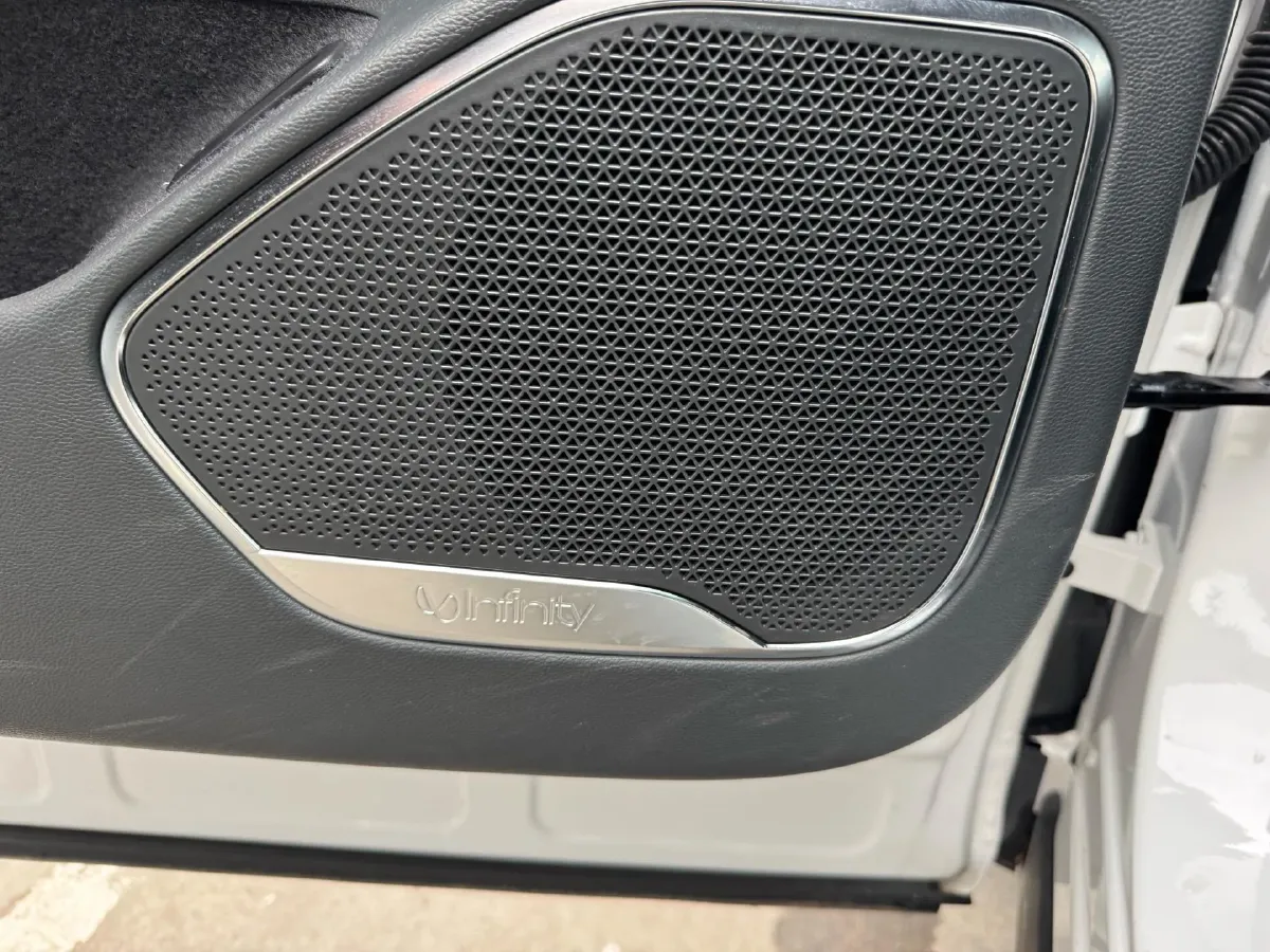 2025 ARCFOX αT6 BEV,autocango,china used car exporter,china ev exporter,chinese used car exporter,chinese used ev exporter