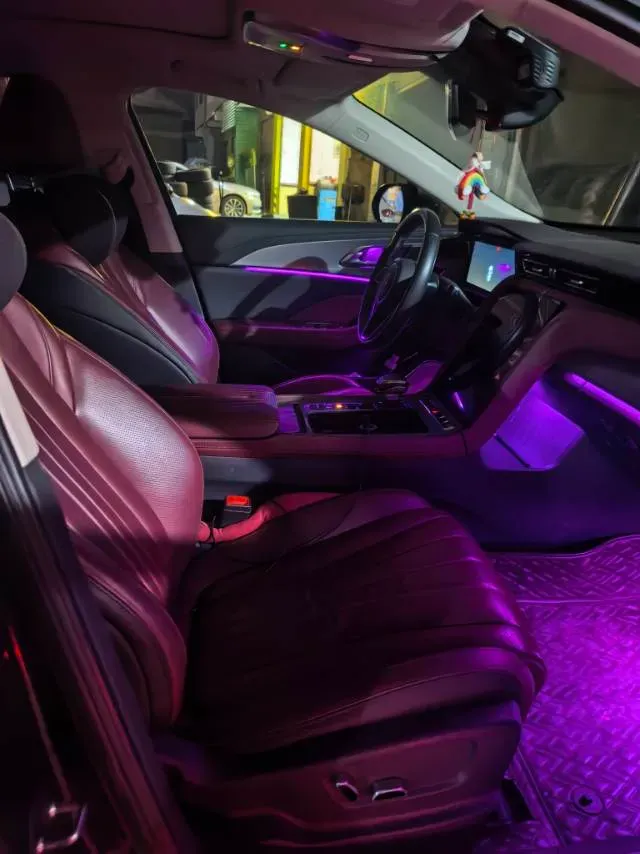 2023 HongQi H5 2.0T 224HP L4 8AT,autocango,china used car exporter,china ev exporter,chinese used car exporter,chinese used ev exporter