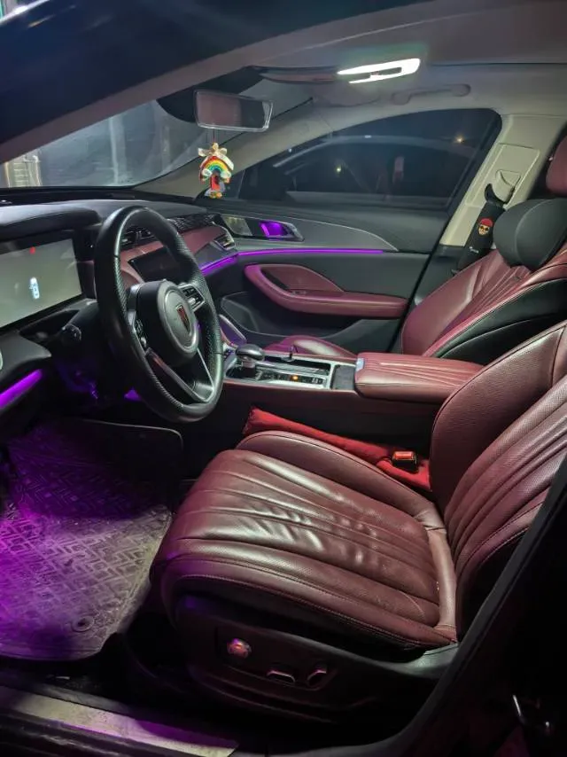 2023 HongQi H5 2.0T 224HP L4 8AT,autocango,china used car exporter,china ev exporter,chinese used car exporter,chinese used ev exporter