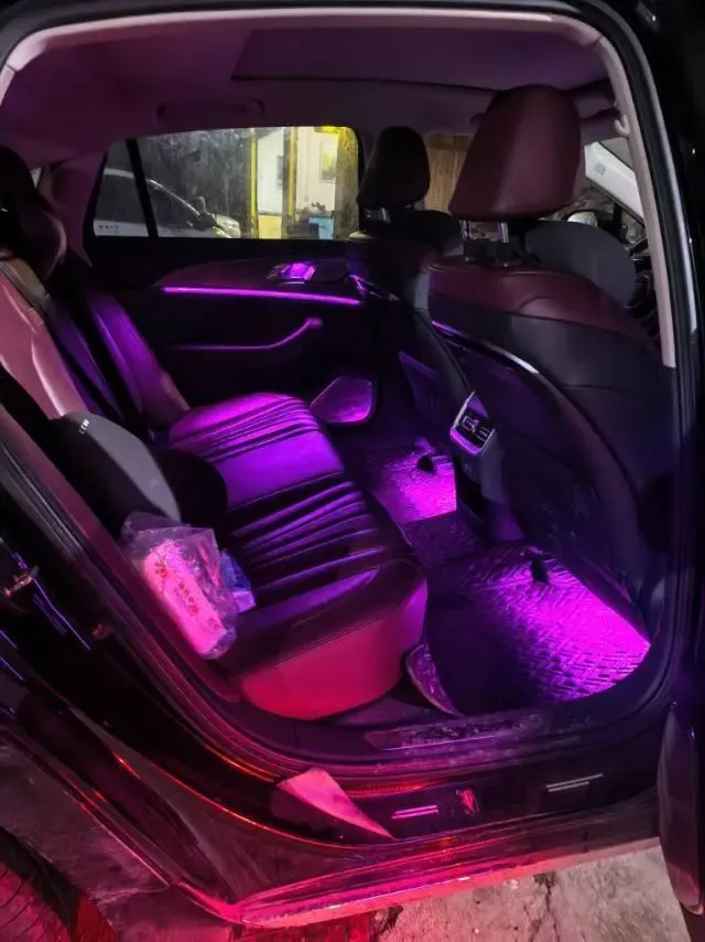 2023 HongQi H5 2.0T 224HP L4 8AT,autocango,china used car exporter,china ev exporter,chinese used car exporter,chinese used ev exporter