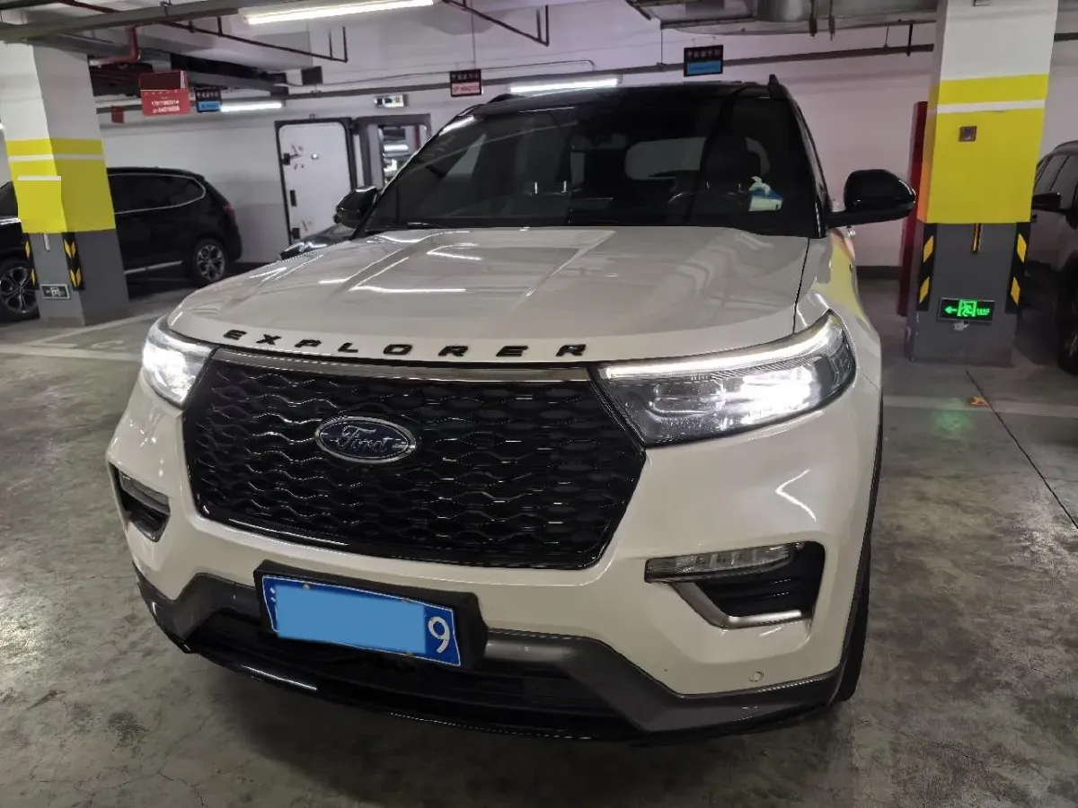 2020 Ford Explorer 2.3T 276HP L4 10AT,autocango,china used car exporter,china ev exporter,chinese used car exporter,chinese used ev exporter