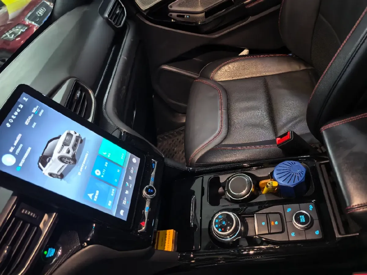 2020 Ford Explorer 2.3T 276HP L4 10AT,autocango,china used car exporter,china ev exporter,chinese used car exporter,chinese used ev exporter