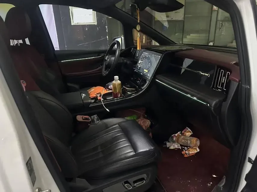 2023 GAC Trumpchi M8 2.0T 190HP L4 E-CVT Hybrid,autocango,china used car exporter,china ev exporter,chinese used car exporter,chinese used ev exporter