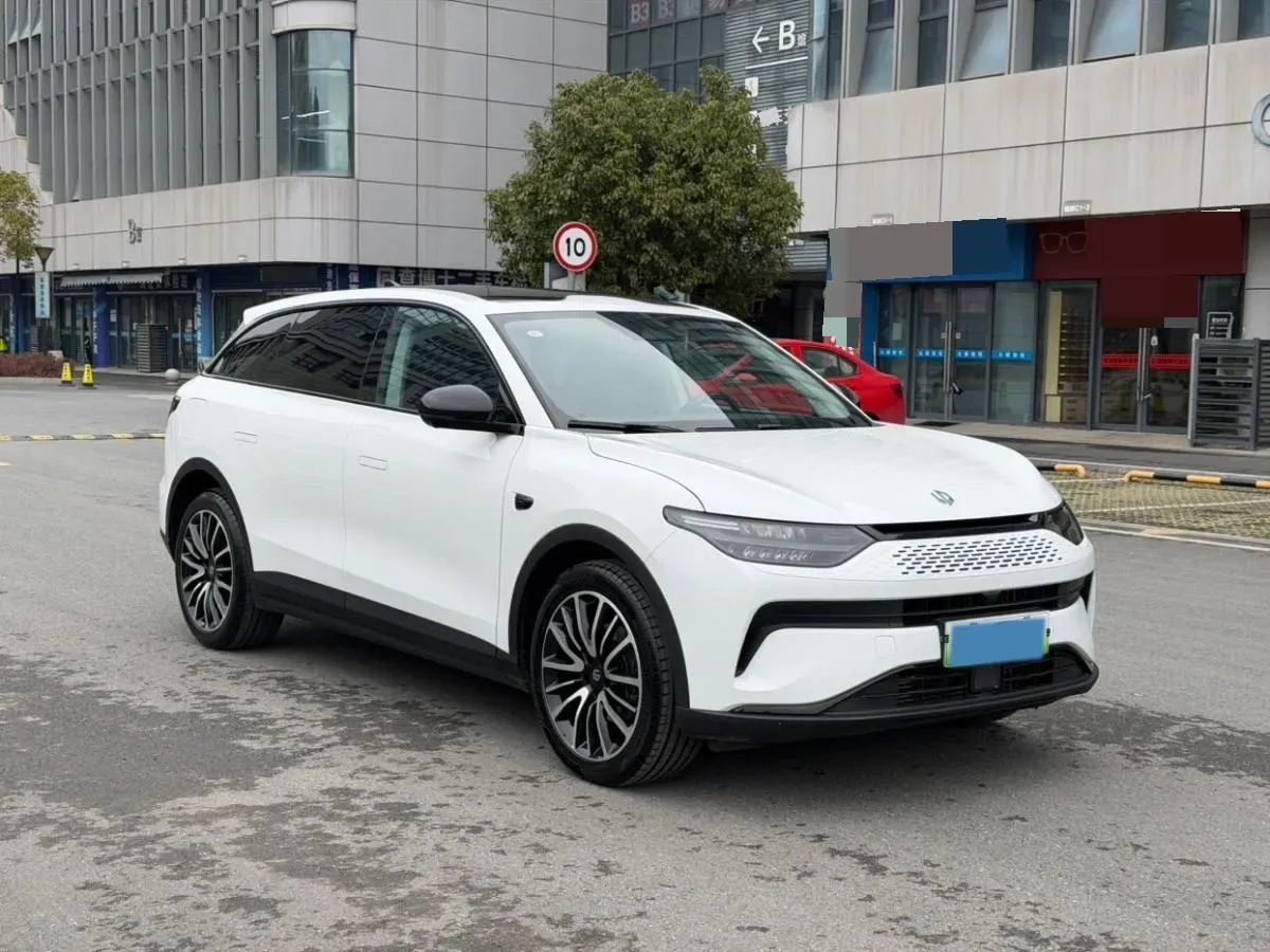 2024 Leapmotor C11 1.5L 95HP L4 REEV 30.1KWH,autocango,china used car exporter,china ev exporter,chinese used car exporter,chinese used ev exporter