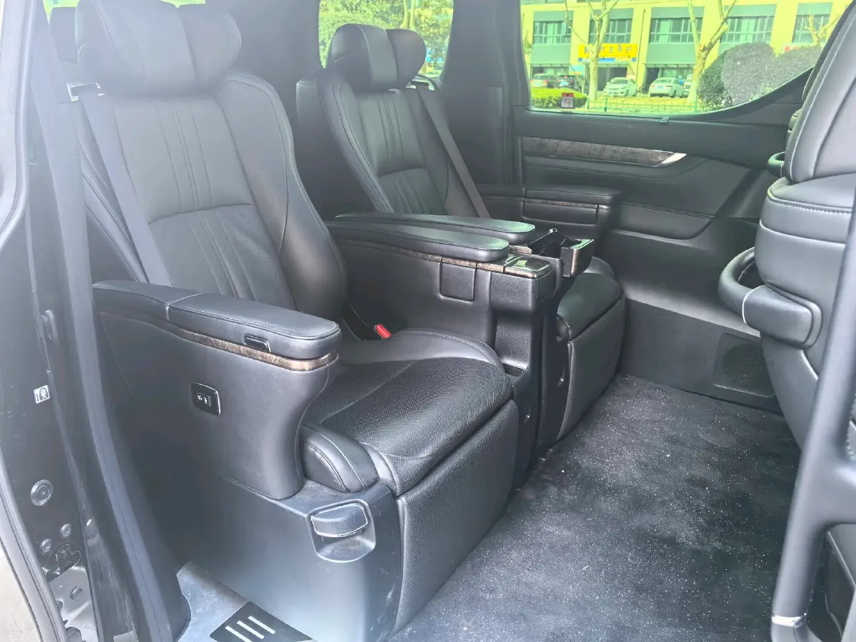 2021 Toyota Vellfire 2.5L 117HP L4 E-CVT Hybrid,autocango,china used car exporter,china ev exporter,chinese used car exporter,chinese used ev exporter