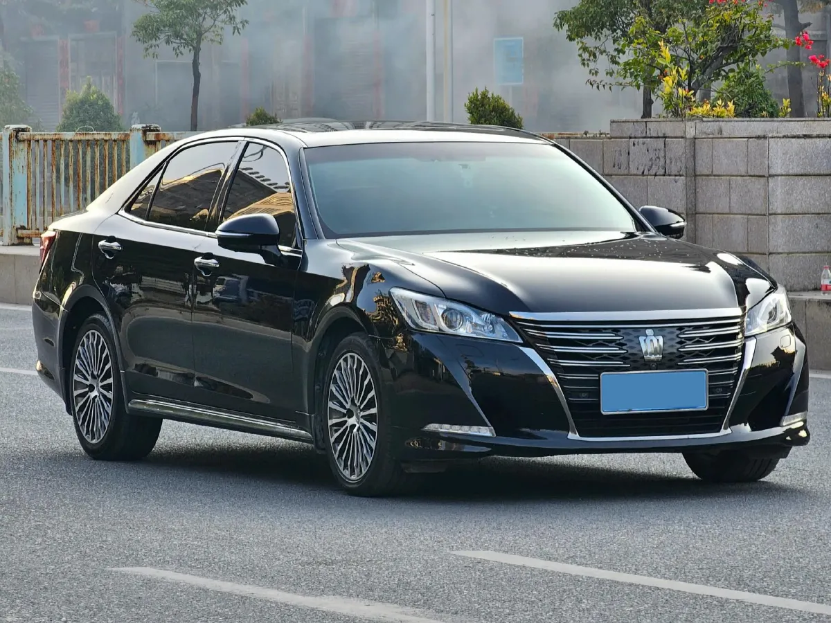 2018 Toyota Highlander 2.0T 220HP L4 6AT,autocango,china used car exporter,china ev exporter,chinese used car exporter,chinese used ev exporter