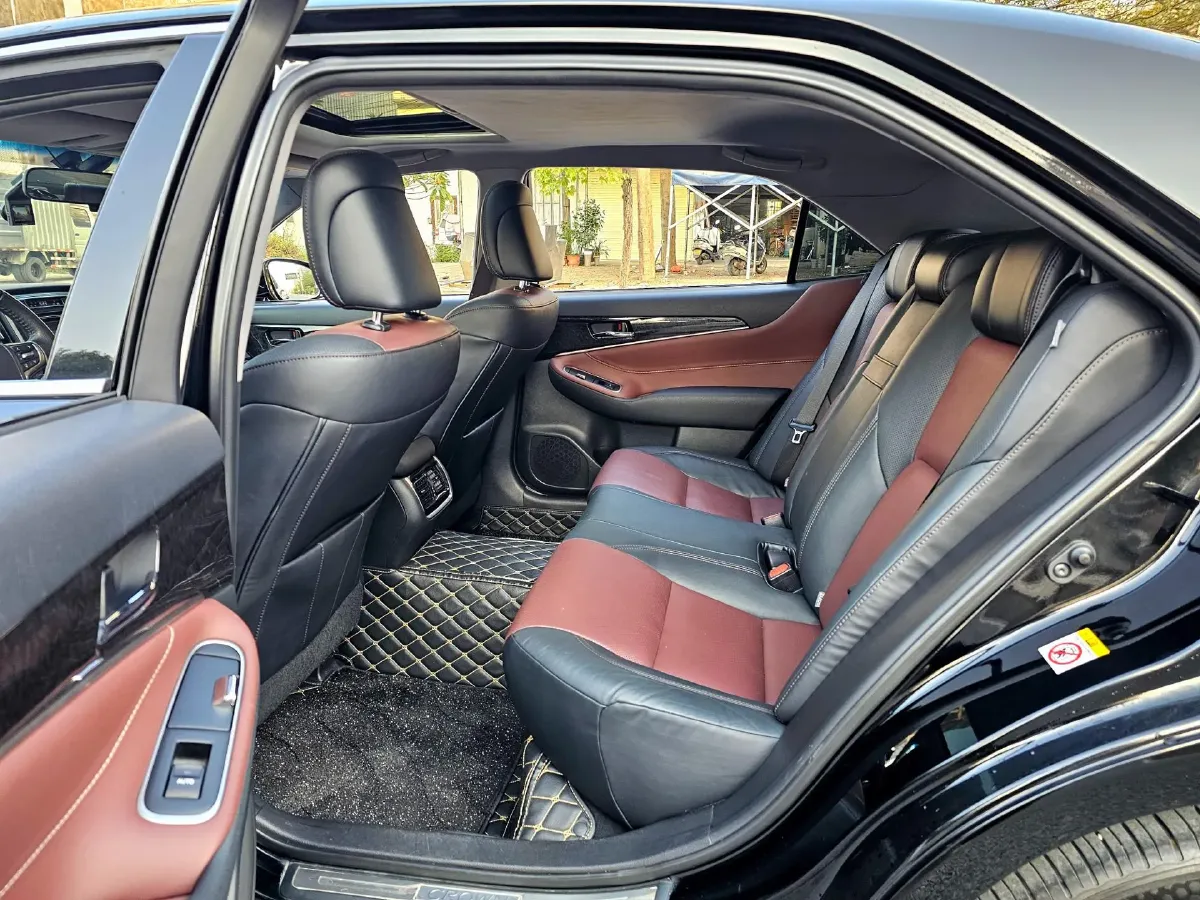 2018 Toyota Highlander 2.0T 220HP L4 6AT,autocango,china used car exporter,china ev exporter,chinese used car exporter,chinese used ev exporter