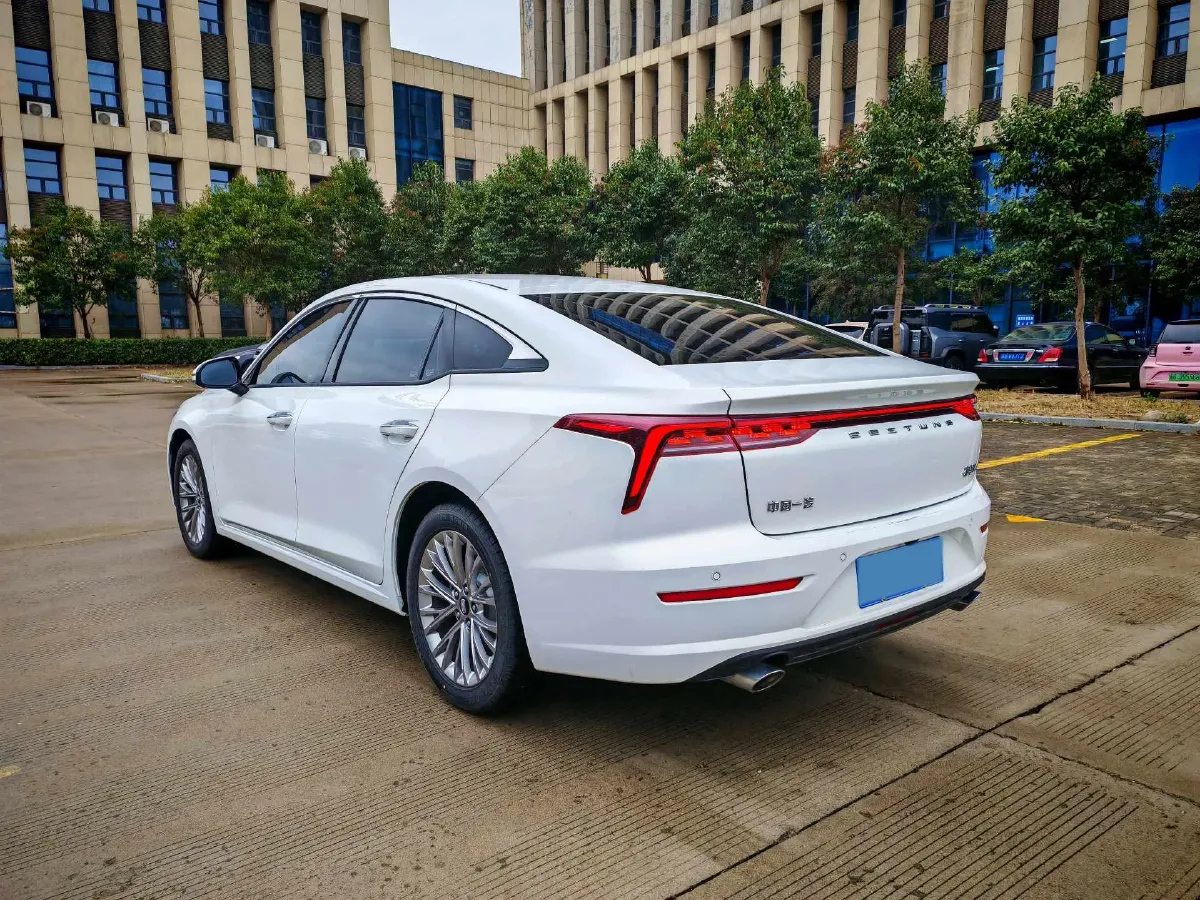 2025 Bestune B70 1.5T 169HP L4 7DCT,autocango,china used car exporter,china ev exporter,chinese used car exporter,chinese used ev exporter