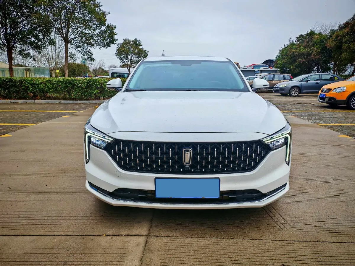 2025 Bestune B70 1.5T 169HP L4 7DCT,autocango,china used car exporter,china ev exporter,chinese used car exporter,chinese used ev exporter