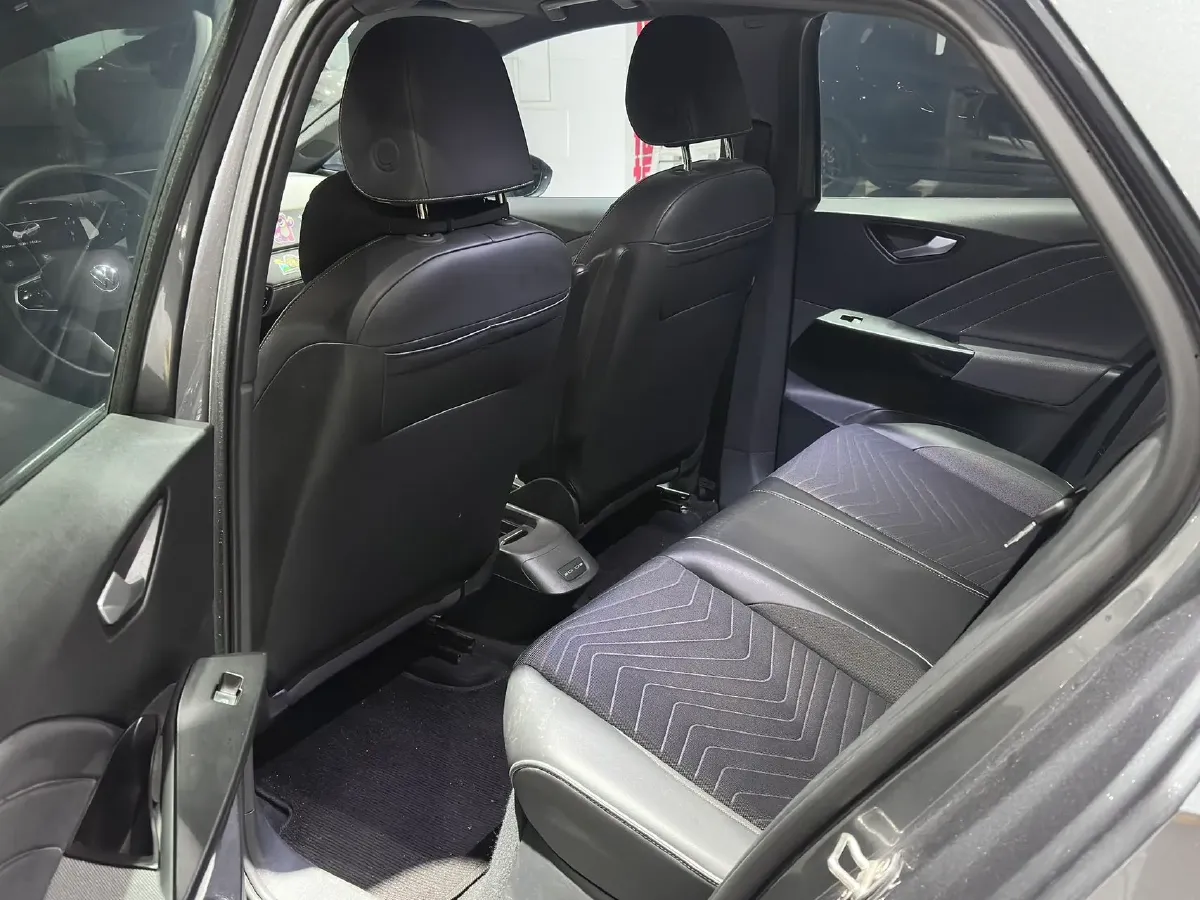 2024 Volkswagen ID.3 BEV 52.8KWH,autocango,china used car exporter,china ev exporter,chinese used car exporter,chinese used ev exporter