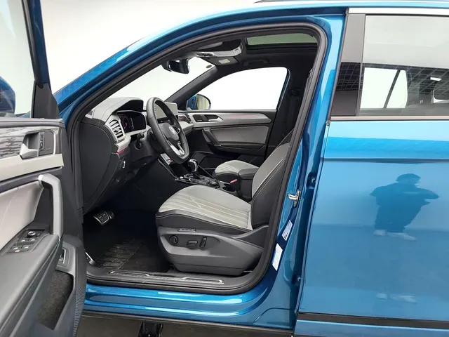 2023 Volkswagen Tayron 2.0T 220HP L4 7DCT,autocango,china used car exporter,china ev exporter,chinese used car exporter,chinese used ev exporter